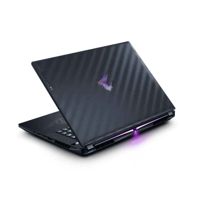 AORUS MASTER 16 AM6H-06