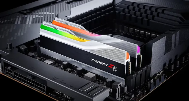 G.Skill 64GB Trident Z5 Silver RGB 32X2 5600 MT/S(F5-5600J2834F32GX2-TZ5RS )