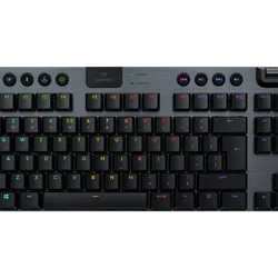 لوحة مفاتيح الألعاب اللاسلكية Logitech G915 TKL - مفاتيح ميكانيكية منخفضة بملمس نقر، إضاءة RGB لكل مفتاح بتقنية LIGHTSYNC، اتصال لاسلكي LIGHTSPEED وبلوتوث، بطارية تدوم حتى 40 ساعة، تصميم مدمج بدون لوحة أرقام
